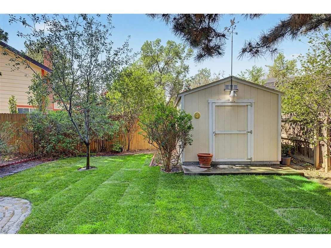 Photo of 8039 Marshall Cir