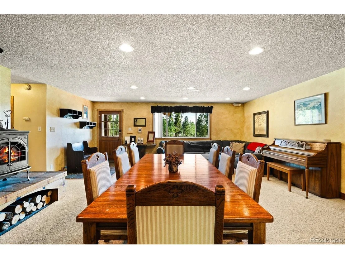 Photo of 163 Meadow View Ln