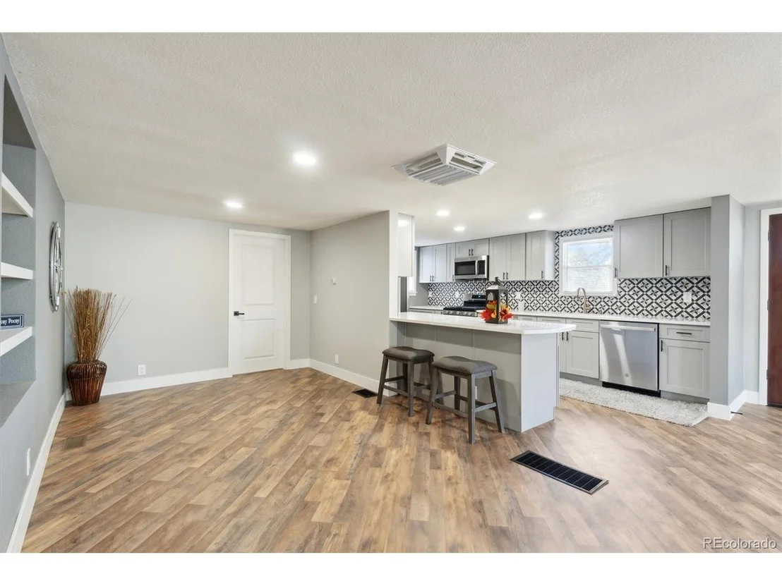 Photo of 1133 Walnut St