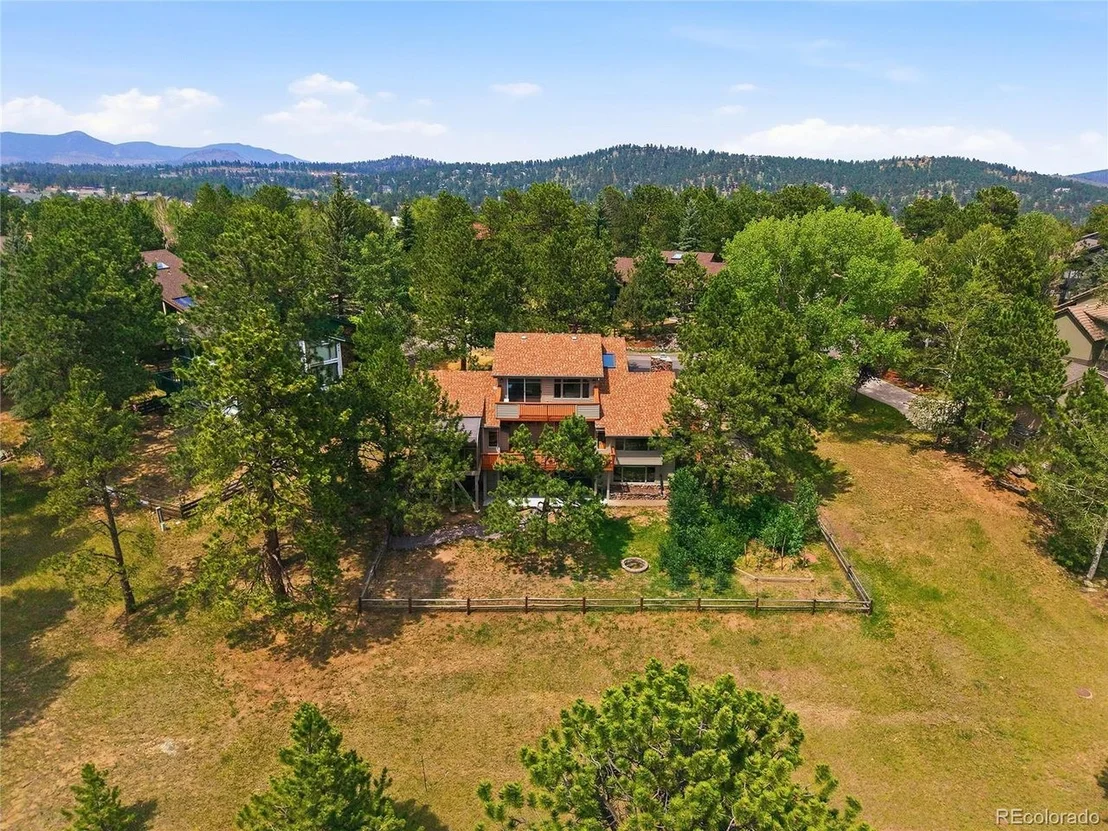 Photo of 2161 Torrey Pine Dr