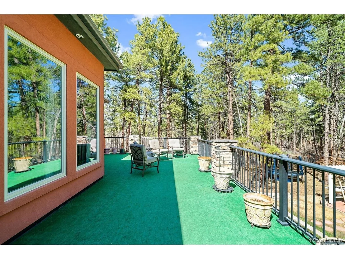 Photo of 1399 Gore Cir