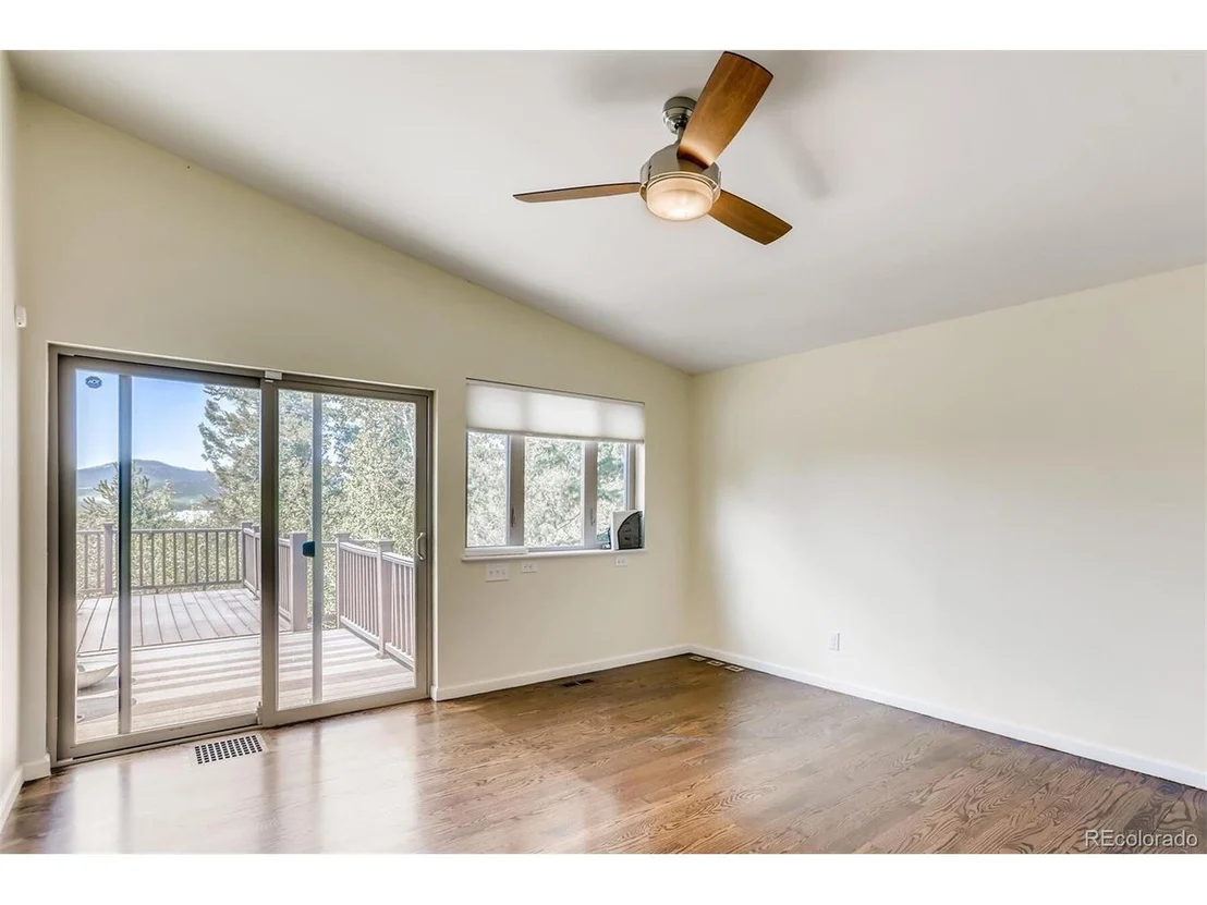Photo of 25 Lake View Dr
