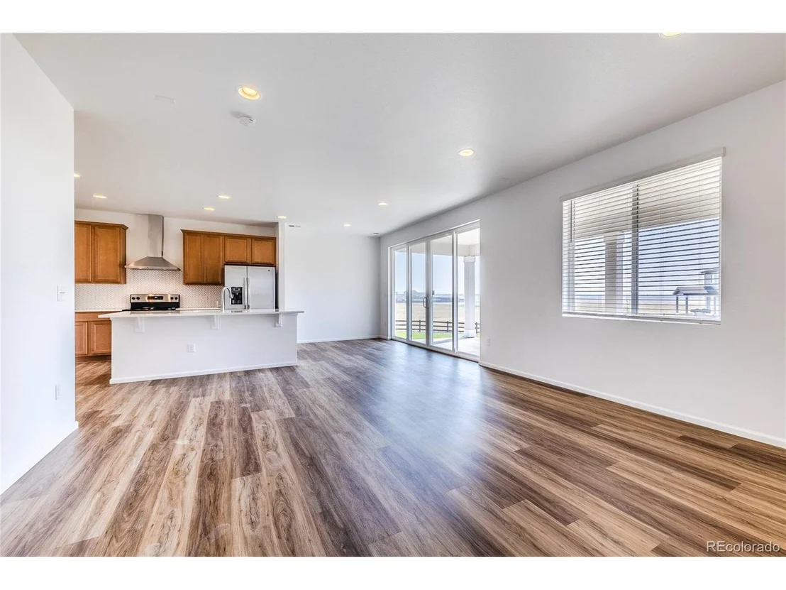 Photo of 965 N Undergrove Way