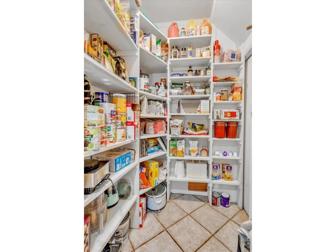 Photo of 81 Tilghman Rd