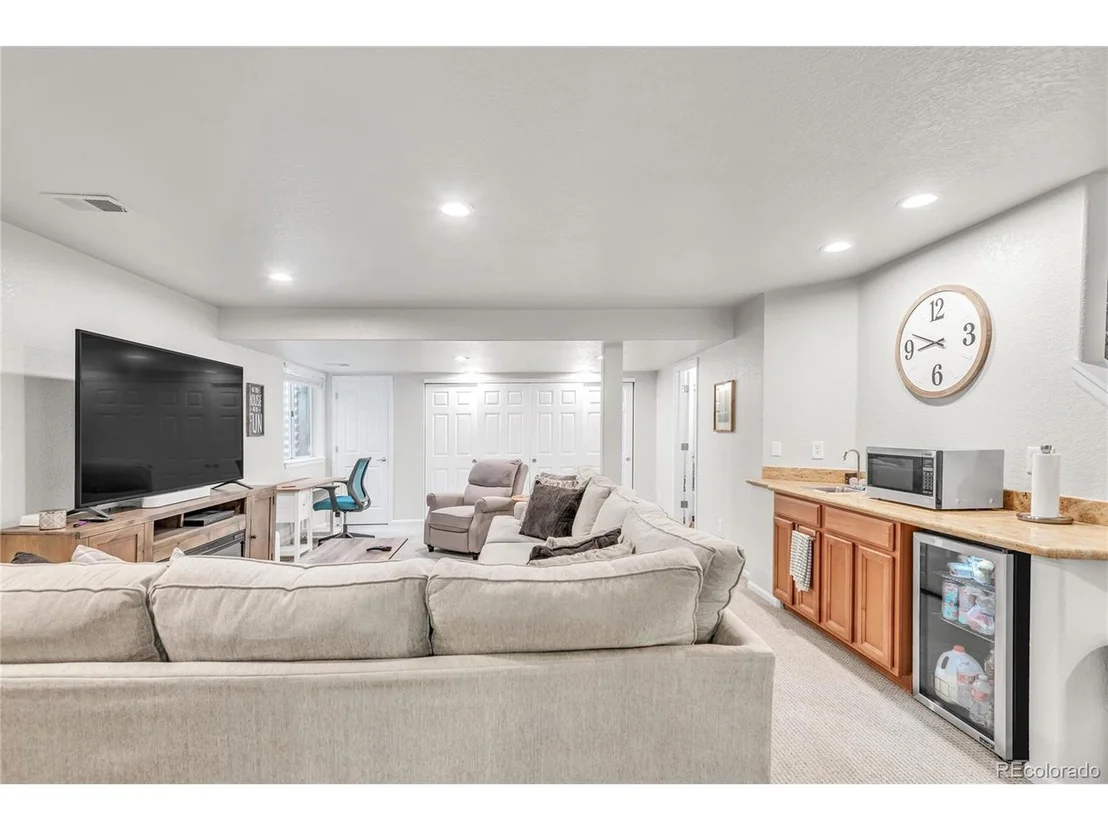 Photo of 4716 Castle Cir