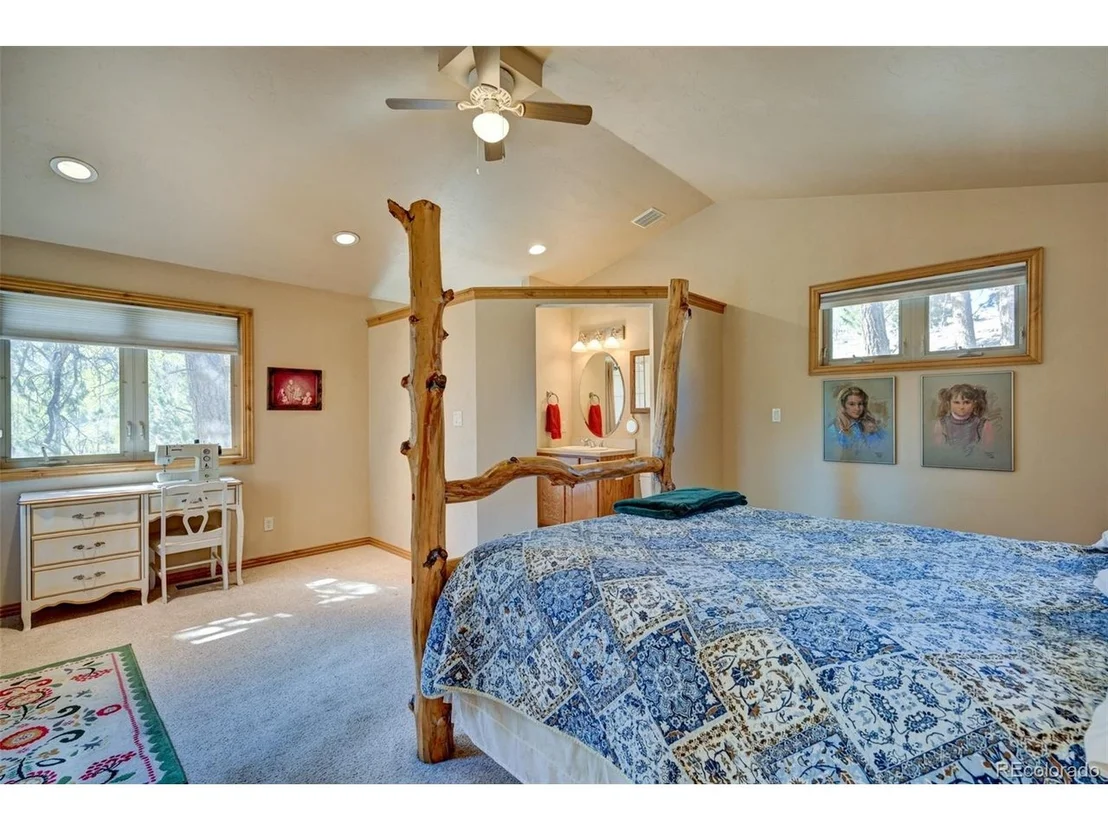 Photo of 447 Blacksmith Rd