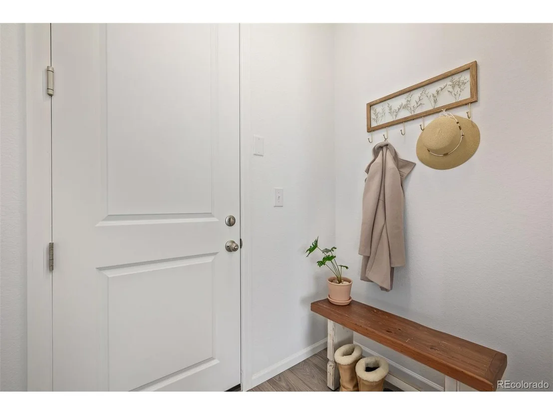 Photo of 5529 Gray Wolf Ln