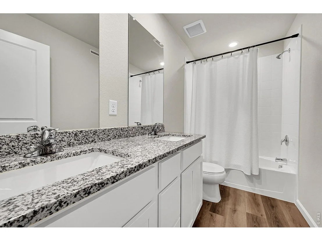 Photo of 7411 E Big Thompson Cir