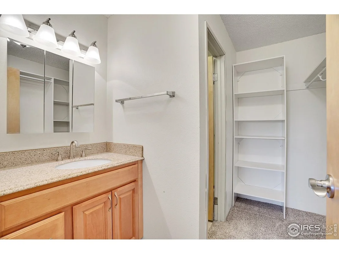 Photo of Unit 303 at 3150 Iris Ave