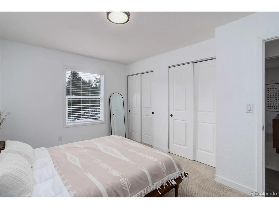 Photo of 95 Fitzsimmons Rd