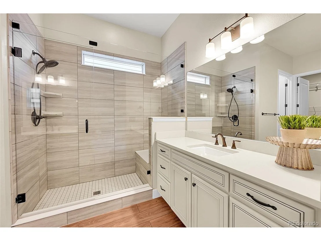 Photo of 5190 Ditmars Trl