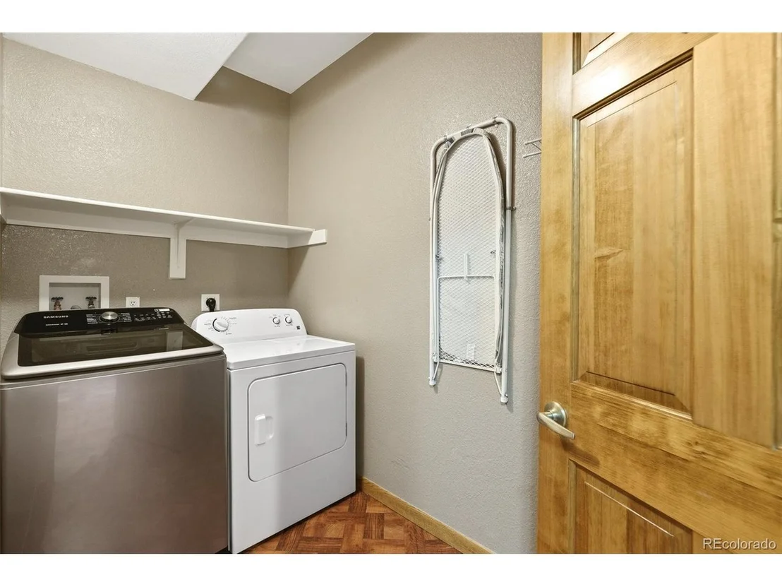 Photo of 7565 Brook Forest Ln