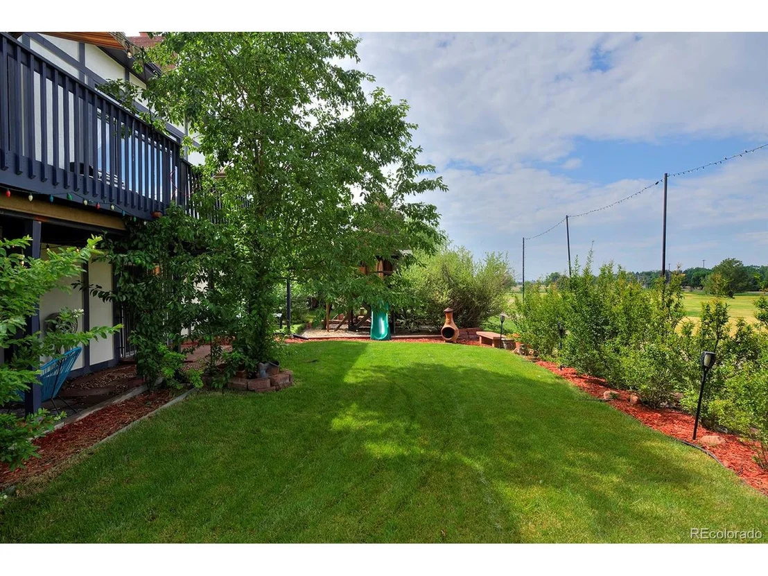 Photo of 1175 Oakhurst Dr