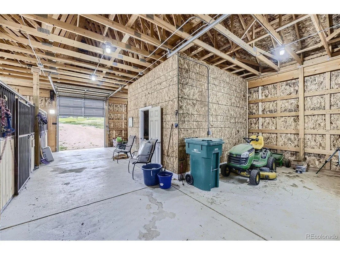 Photo of 12318 Summit Ridge Rd