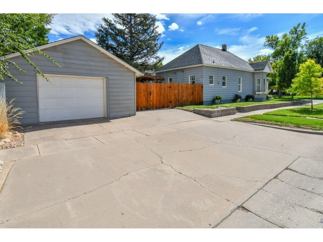 Photo of 230 Elm St