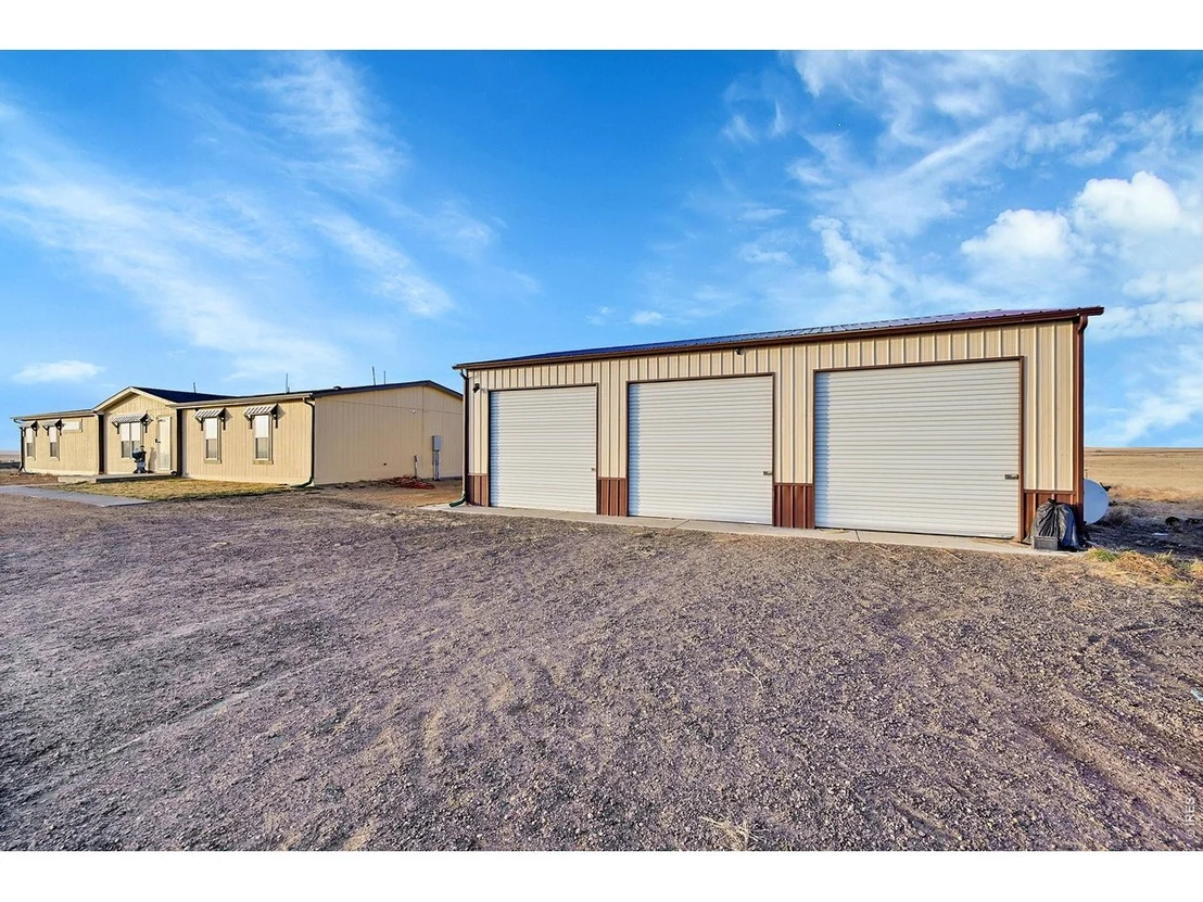 Photo of 41219 County Road 84