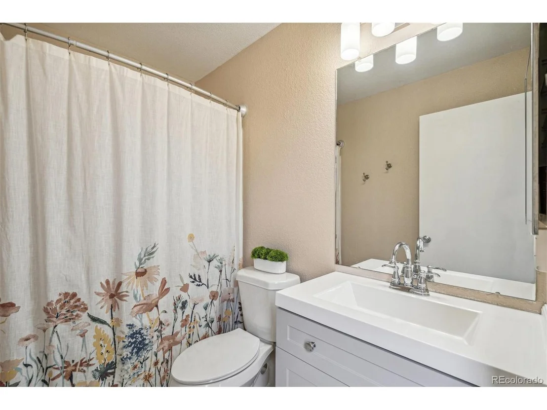 Photo of 1455 Hummingbird Cir