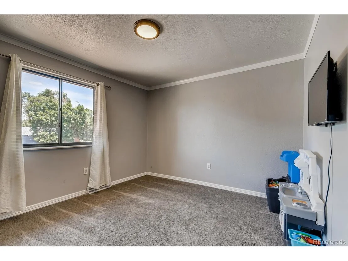 Photo of 1014 Shortline Dr