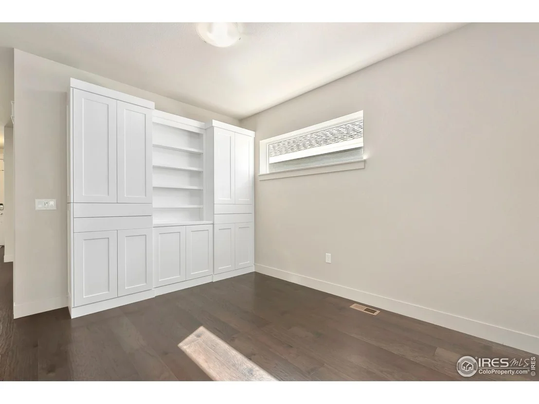 Photo of 1944 Tidewater Ln