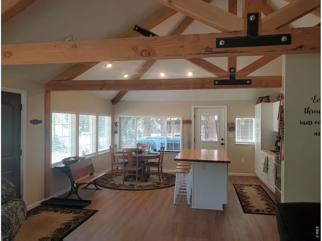 Photo of 42 Big Pine Ln