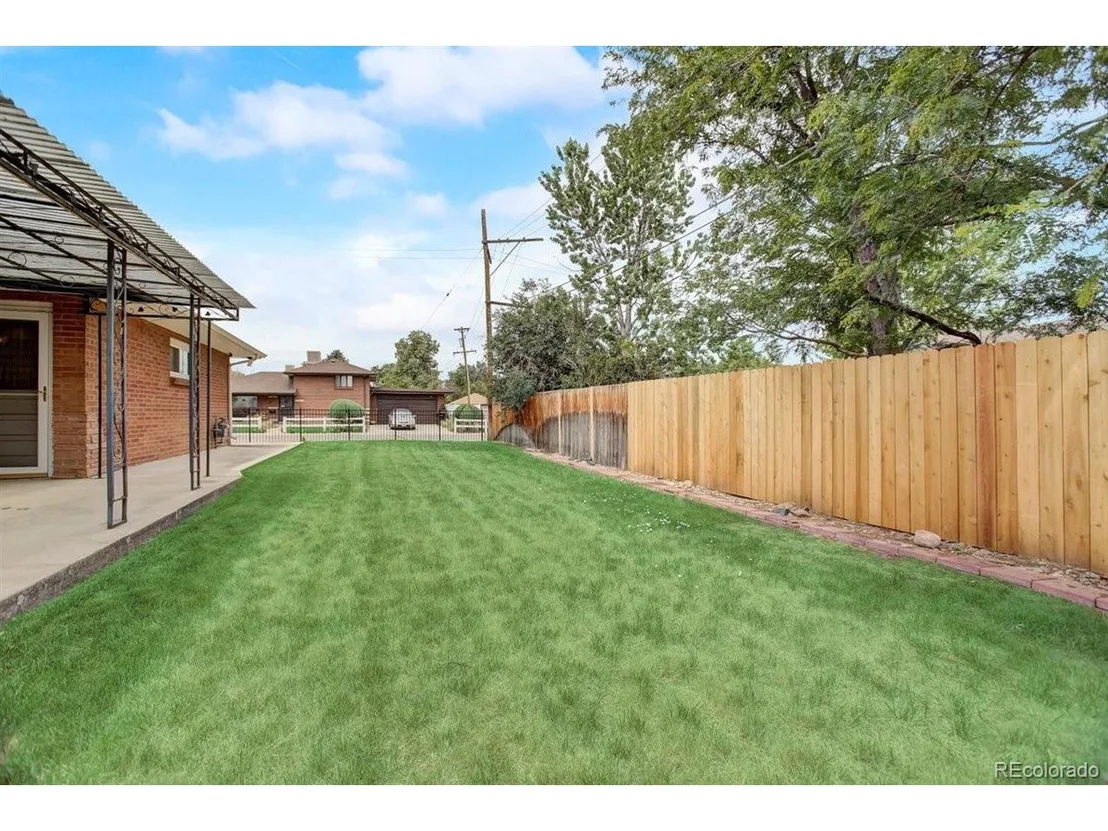 Photo of 6735 W 54th Pl