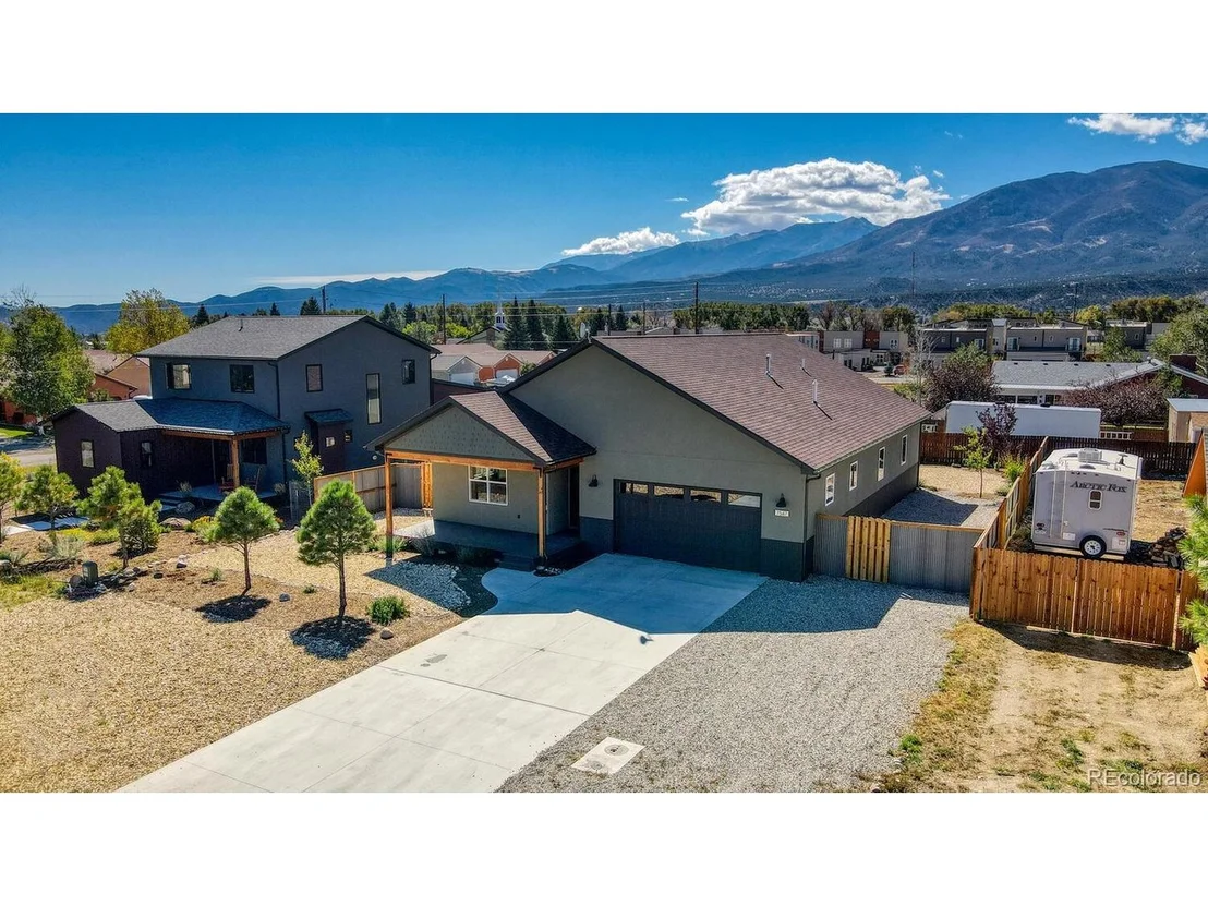 Photo of 7547 County Road 141