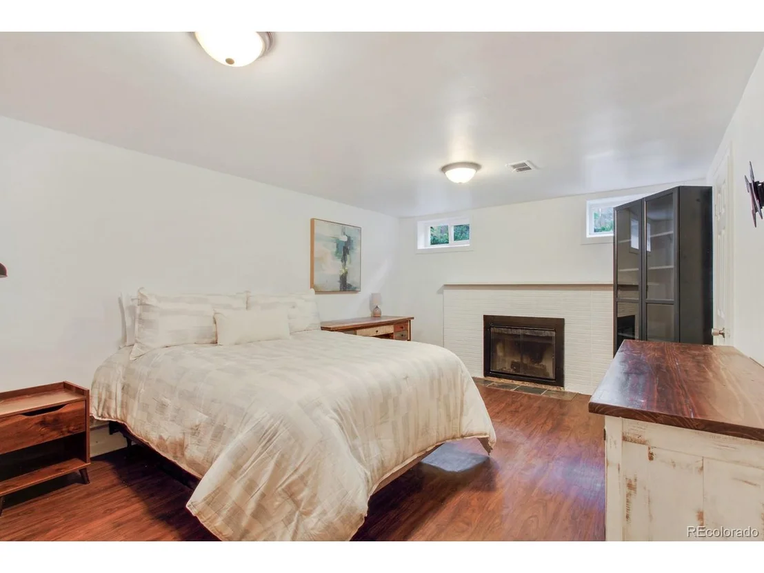 Photo of 3473 W 9th Ave