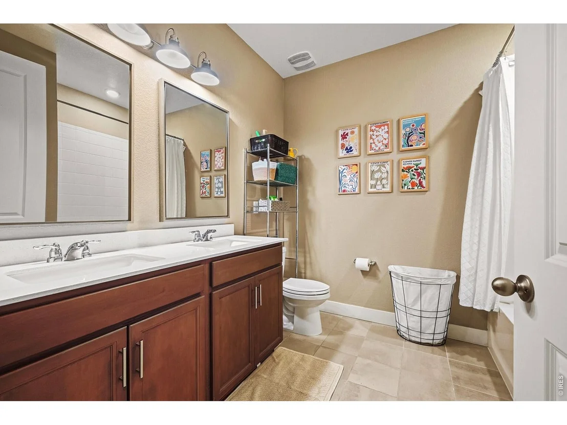 Photo of 1699 Rivergate Way