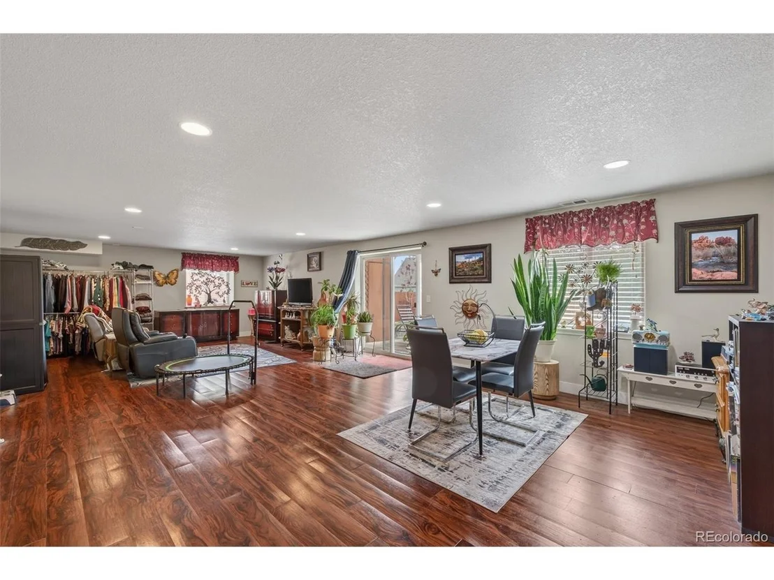 Photo of 884 Cliffrose Way