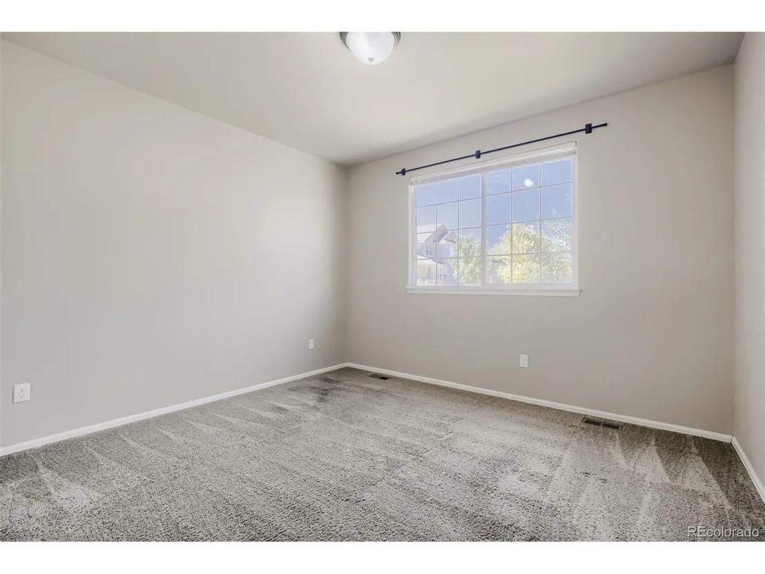 Photo of 1577 First Light Dr