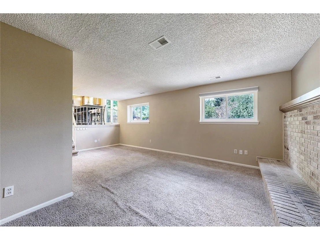 Photo of 216 Berthoud Way