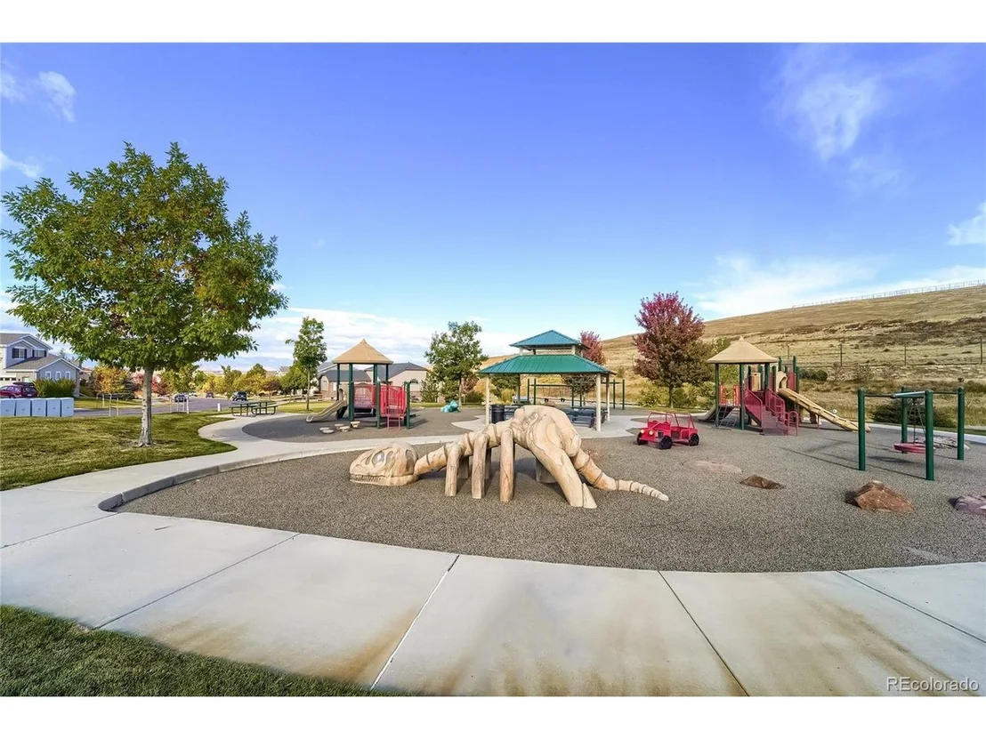 Photo of 2073 Mountain Iris Dr