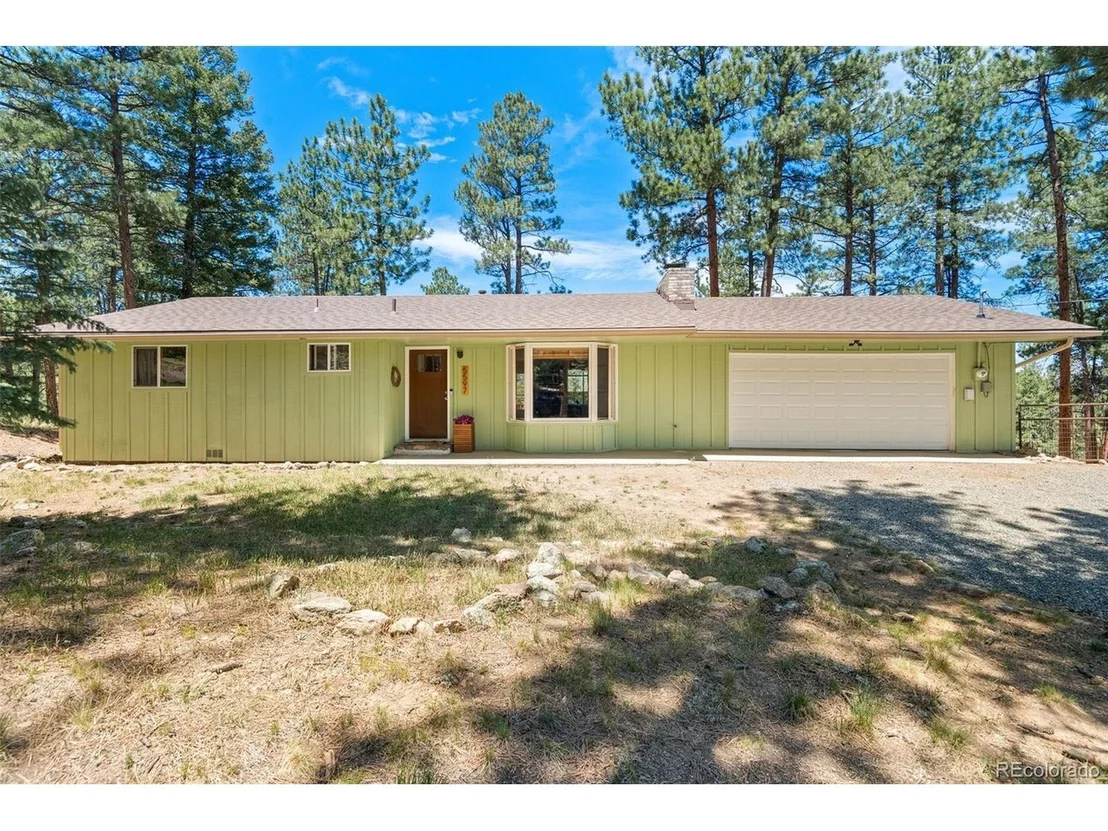 Photo of 5597 Lee Dr