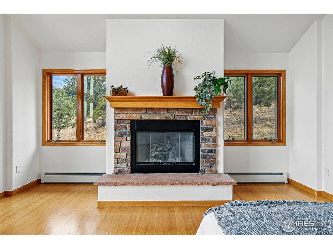 Photo of 8566 Flagstaff Rd