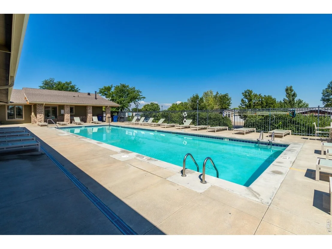 Photo of 7920 Mountain View Dr