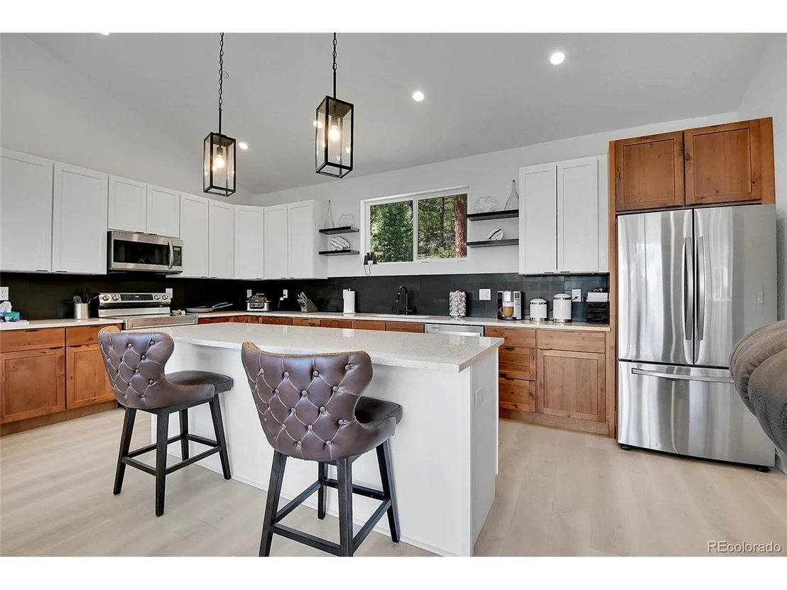 Photo of 191 Diamond Dr