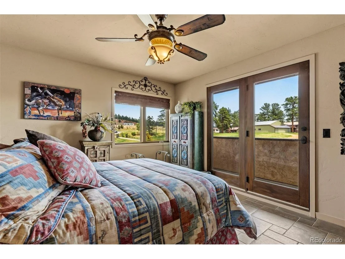 Photo of 28098 Green Valley Ln