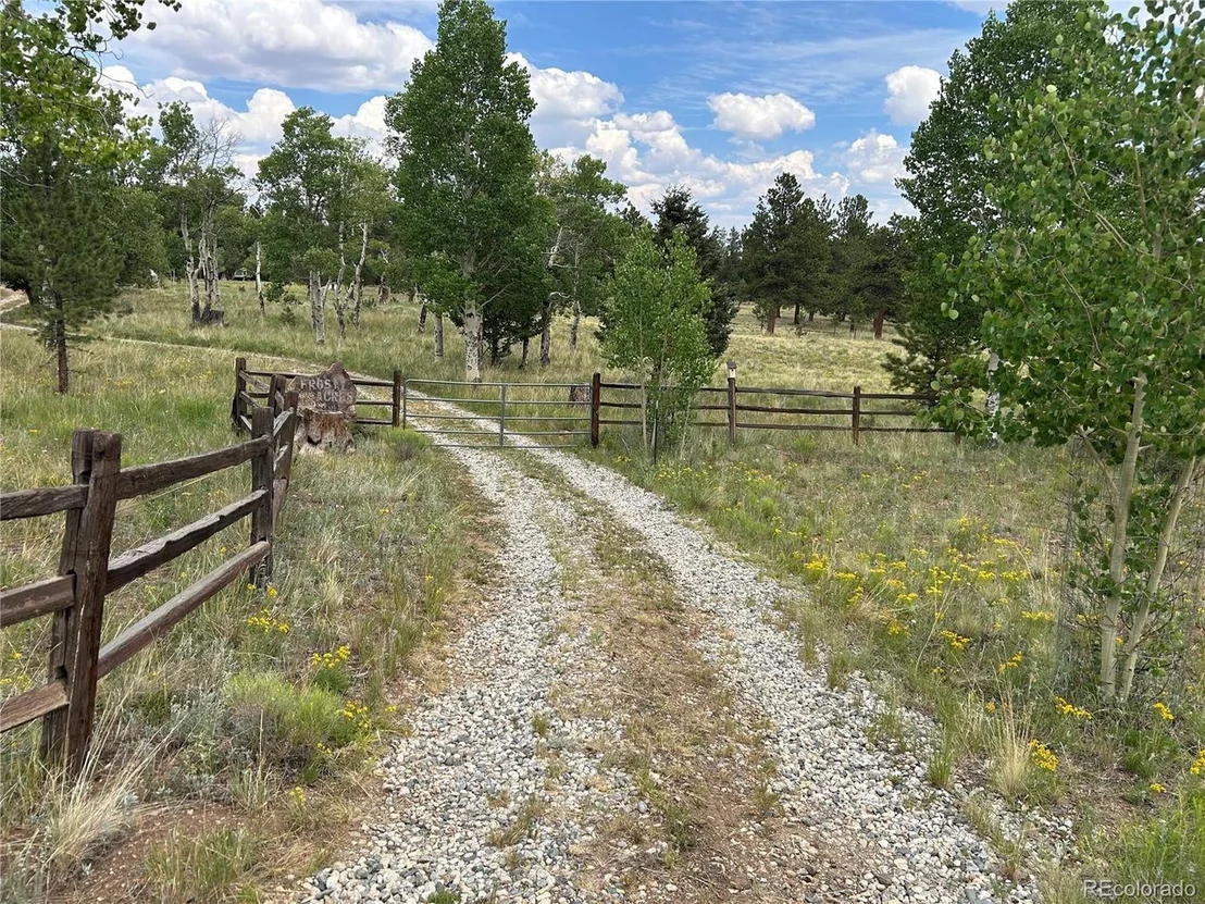Photo of 2130 Pitchfork Rd