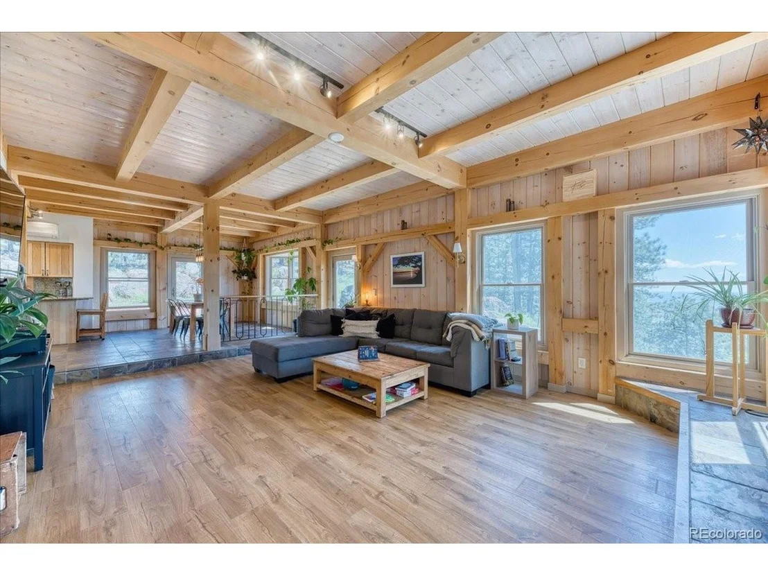 Photo of 1057 Reed Ranch Rd