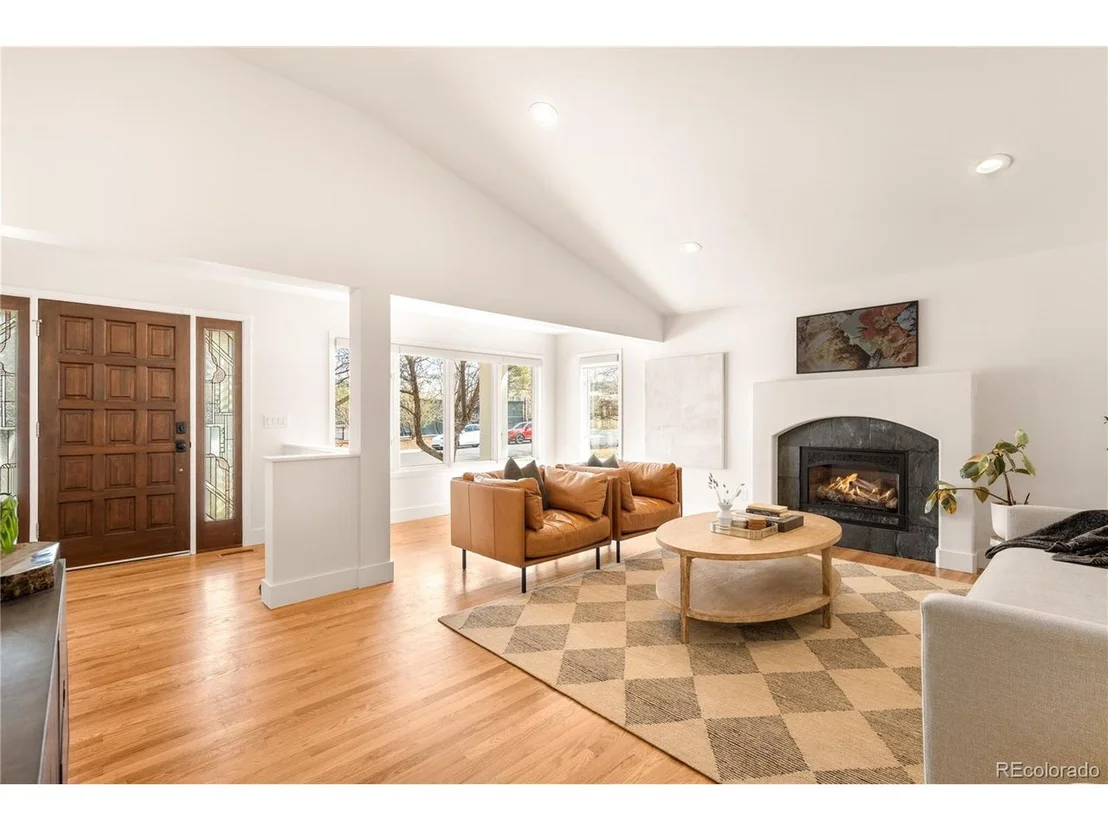 Photo of 415 Forest St