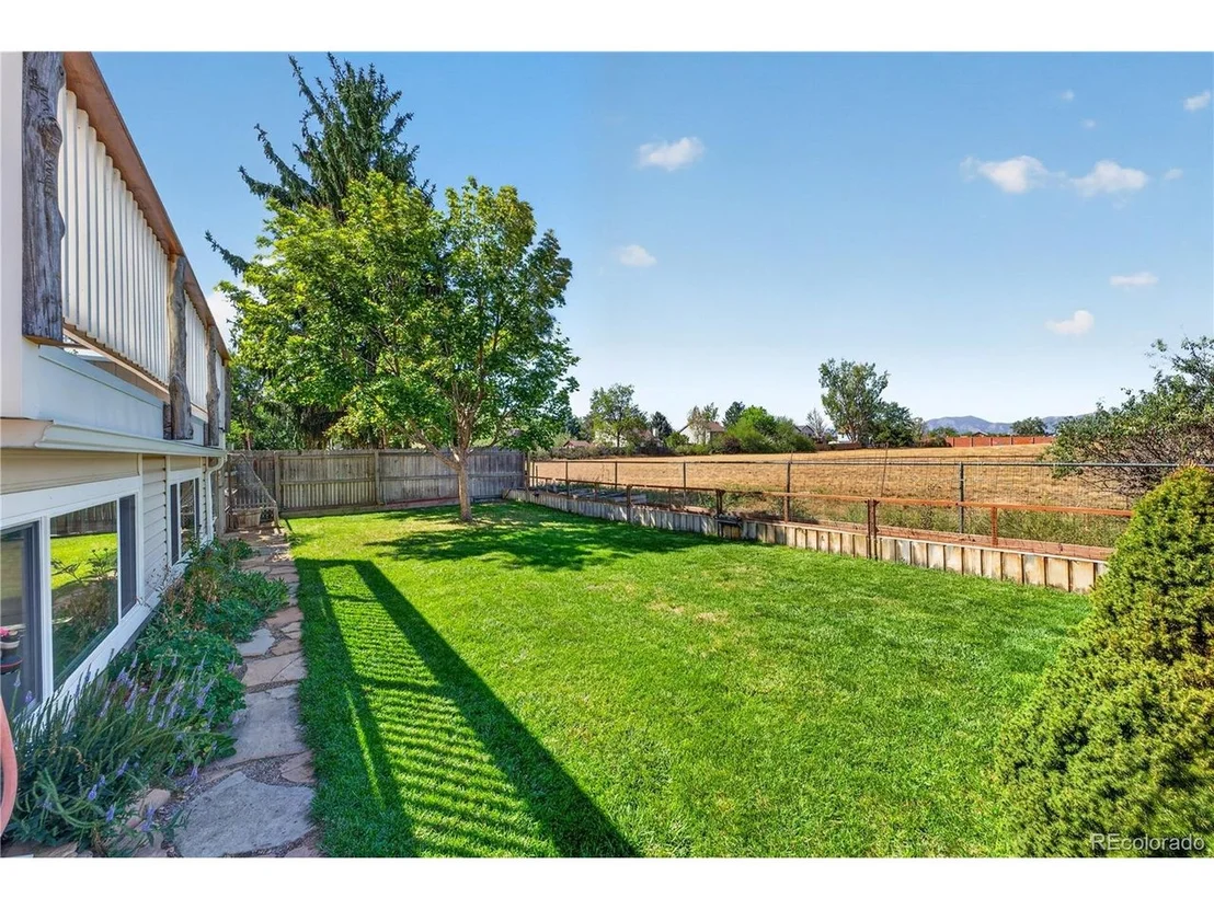 Photo of 960 Vetch Cir