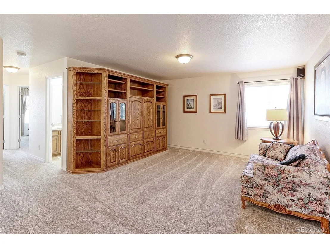 Photo of 12543 Locust Way