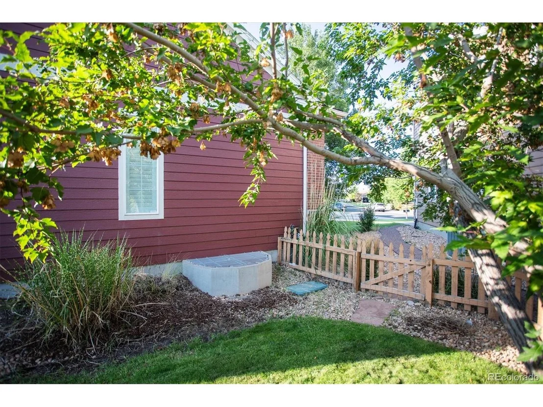 Photo of 8631 Gladiola Cir