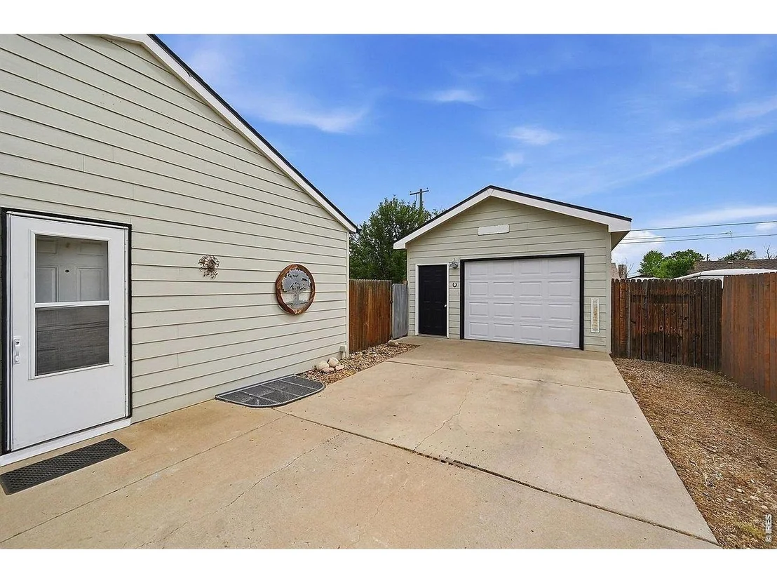 Photo of 214 17th Ave
