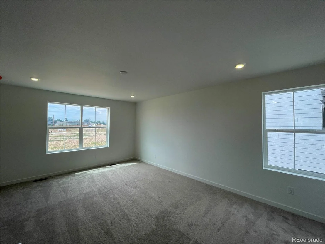 Photo of 4337 Fellows Dr