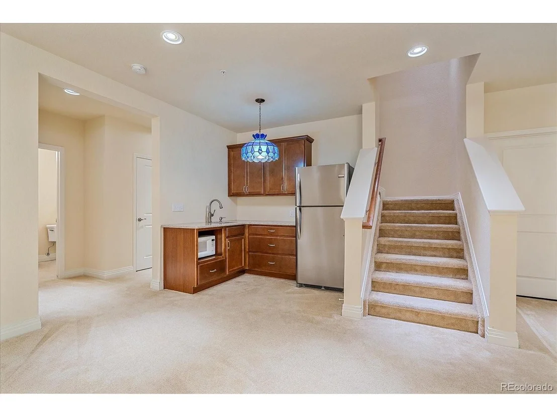 Photo of 1130 Summit View Dr