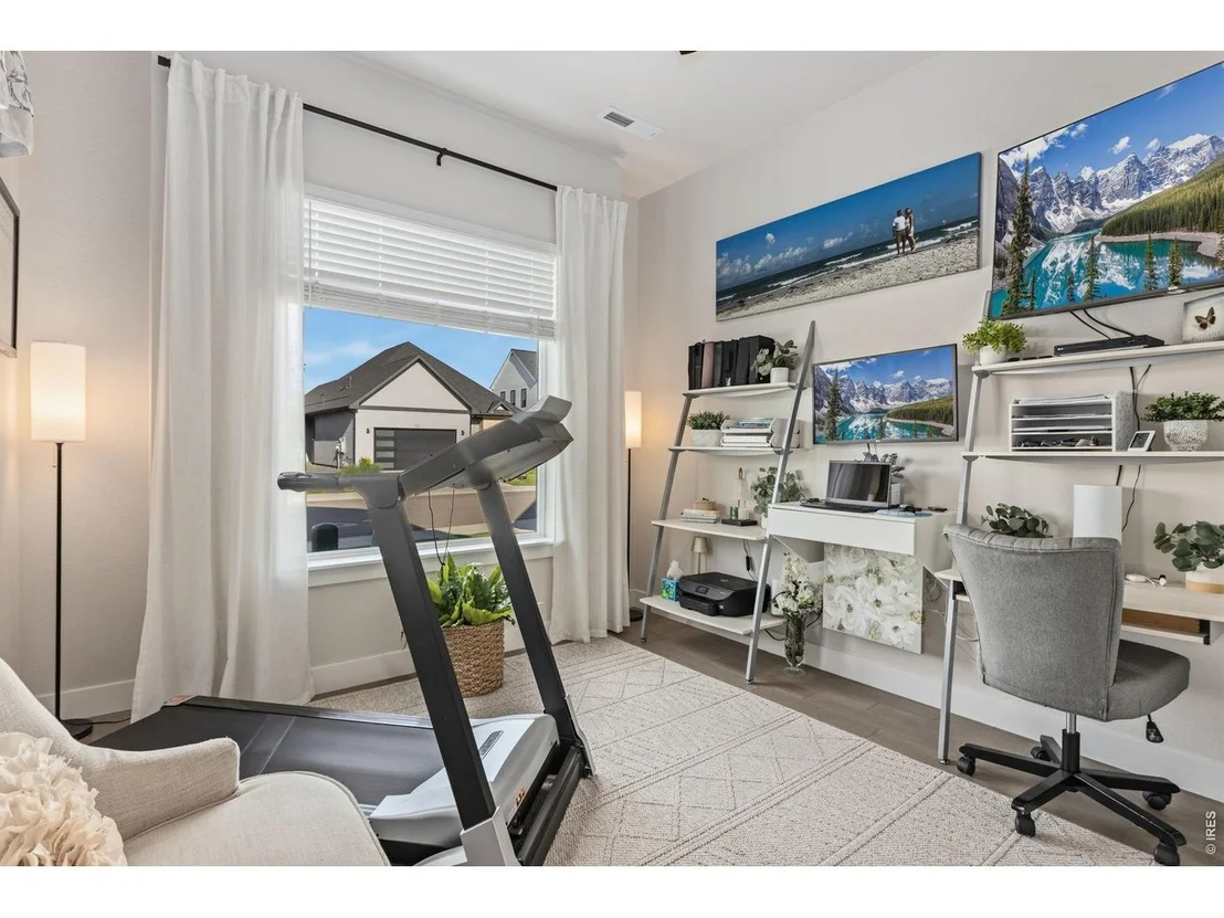 Photo of 1724 Barefoot Dr