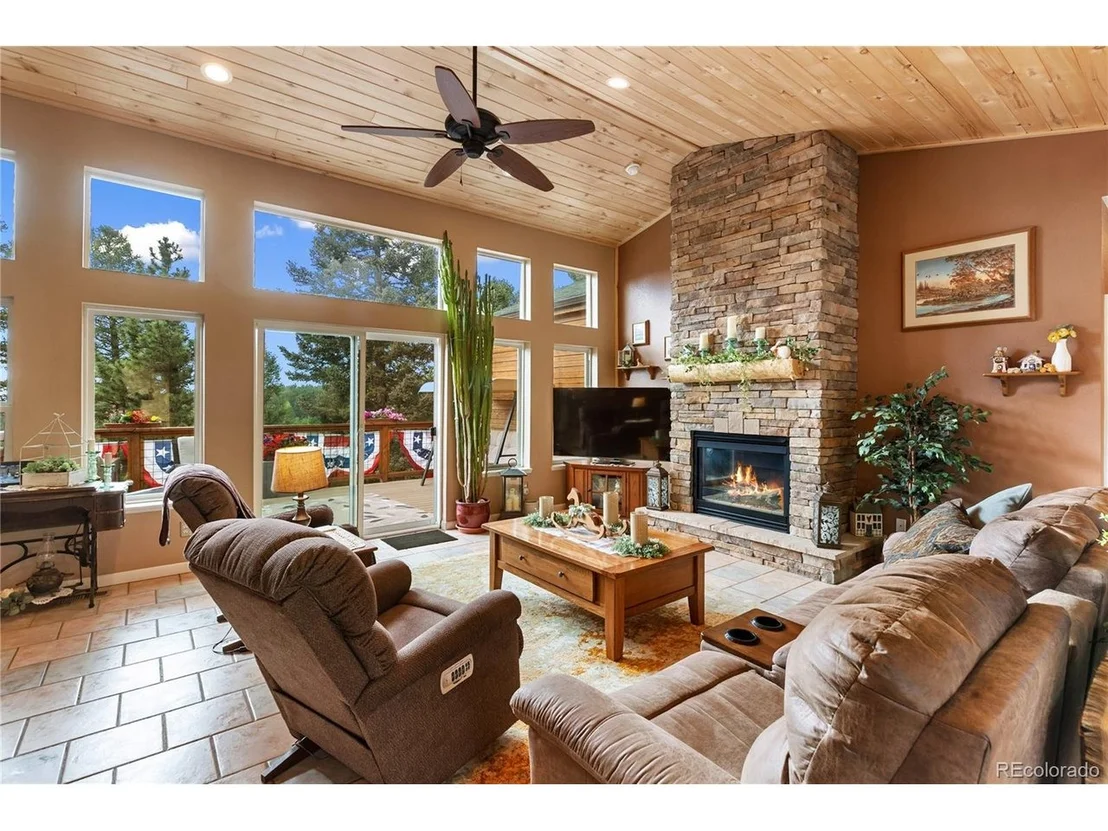 Photo of 185 Bear Lake Cir
