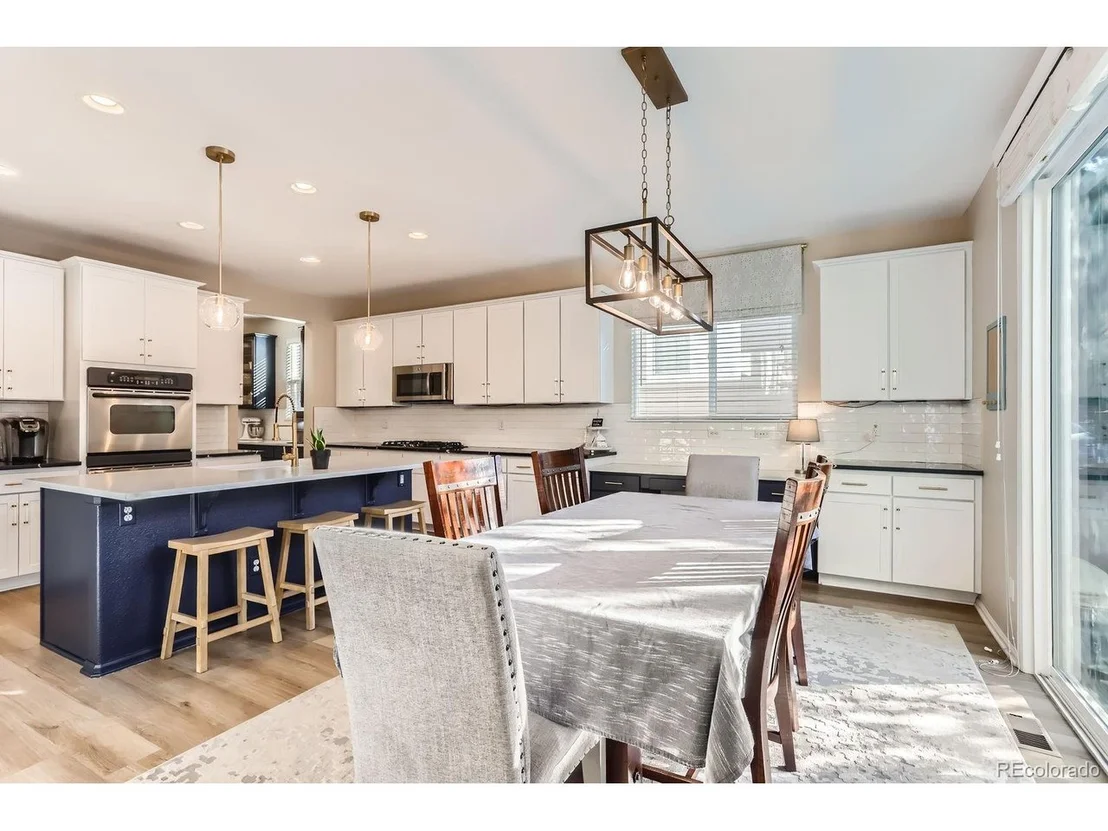 Photo of 11013 Valleybrook Cir