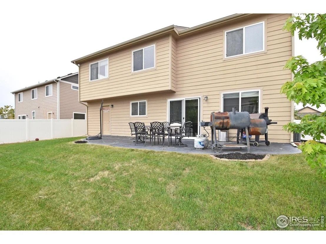 Photo of 2334 75th Ave